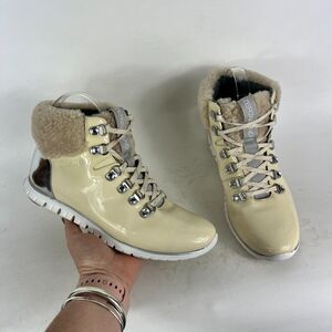 Cole Haan Zerogrand Winter Snow Boots Women's 8.5 Ivory Leather Shearling W09835